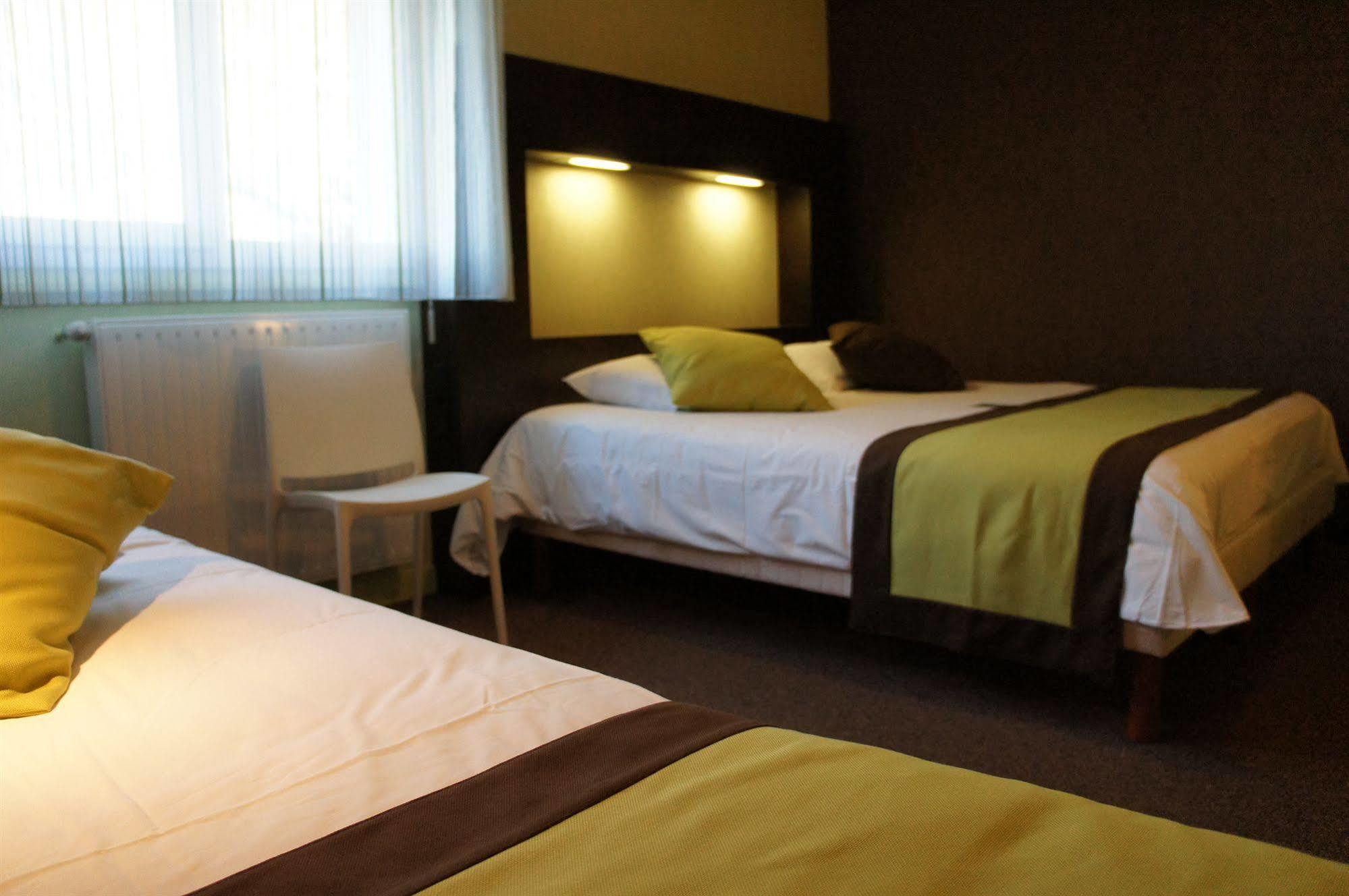 Logis Golfe Hotel Ванн Экстерьер фото